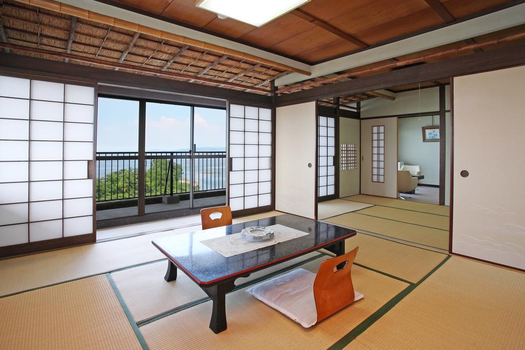 Toyo Tsukumo Bay Hotel Shimabara Exterior photo